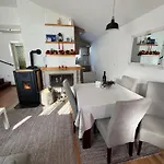 Vikend Kuca Planinski Raj 펜션 페일