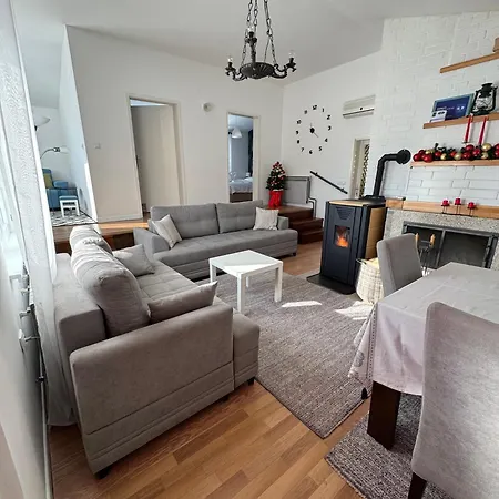 Vikend Kuca Planinski Raj Пале