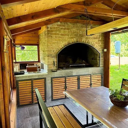 Дом отдыха Vikend Kuca Planinski Raj